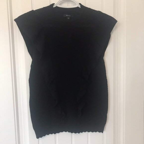 RW&CO Knit Ruffle Top - Picture 1 of 2